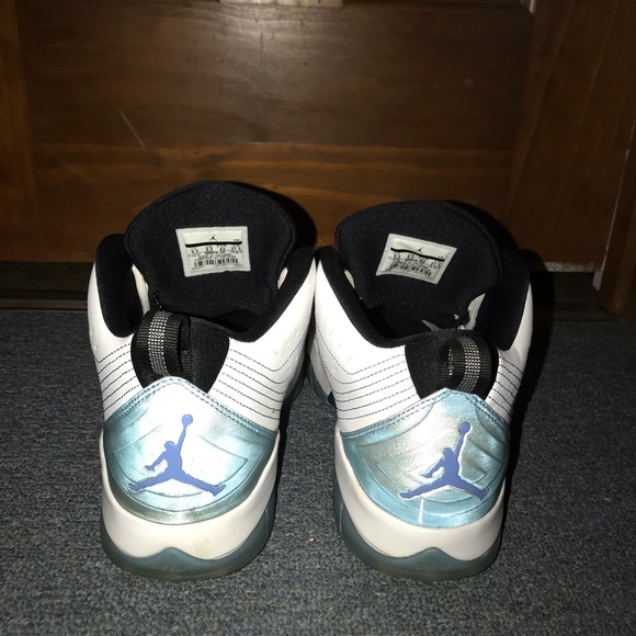 Air Jordan Velocity White Legend Blue and Black - Picture 2 of 7